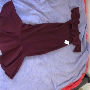 Beautiful burgundy “mermaid” dress!